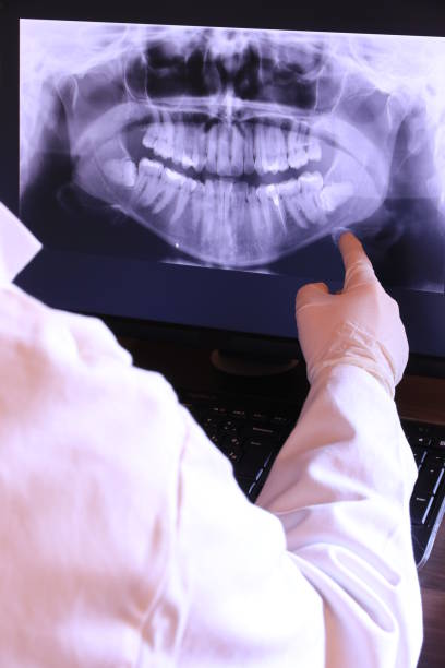Best Broken or Chipped Tooth Repair in Emporia, KS
